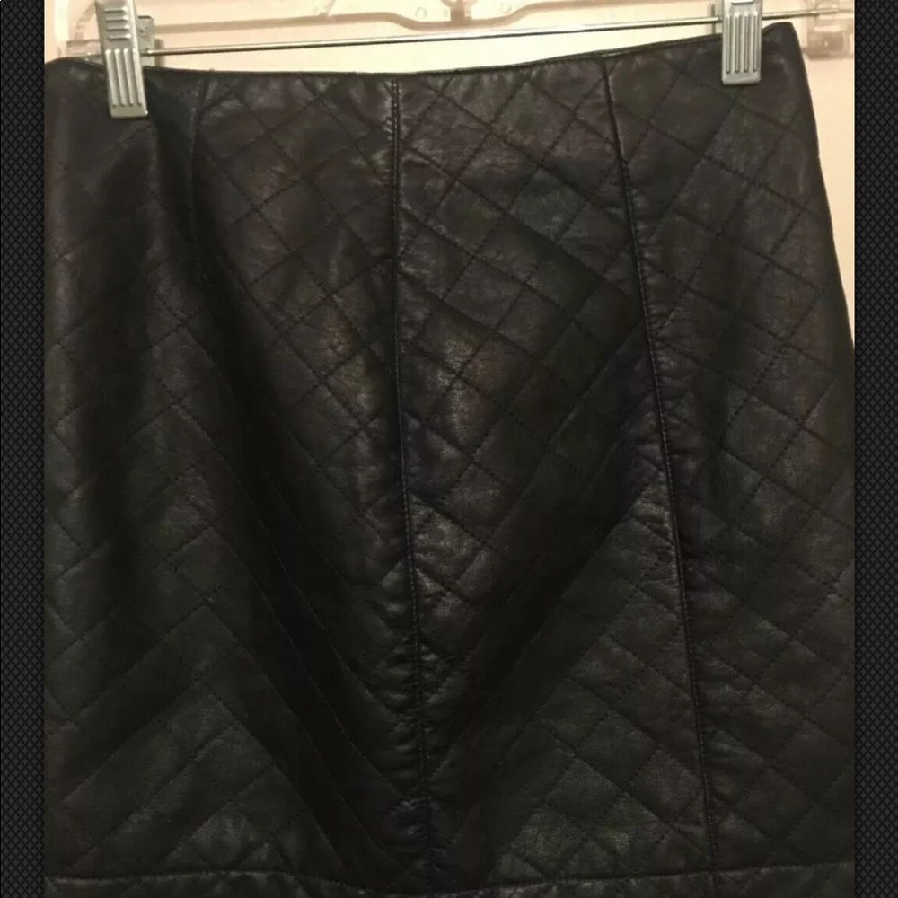 FOREVER 21 - BLACK Diamond PATTERN Mini  SKIRT